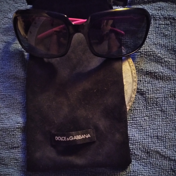 Dolce & gabbana sunglasses - Picture 4 of 4